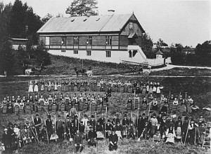 Kullbaracken vid Norra begravningsplatsen, Stockholm, omkr 1900. Solna kommuns bildarkiv